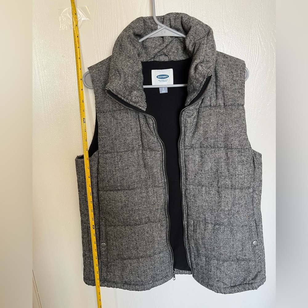 Old Navy Quilted Puffer Vest